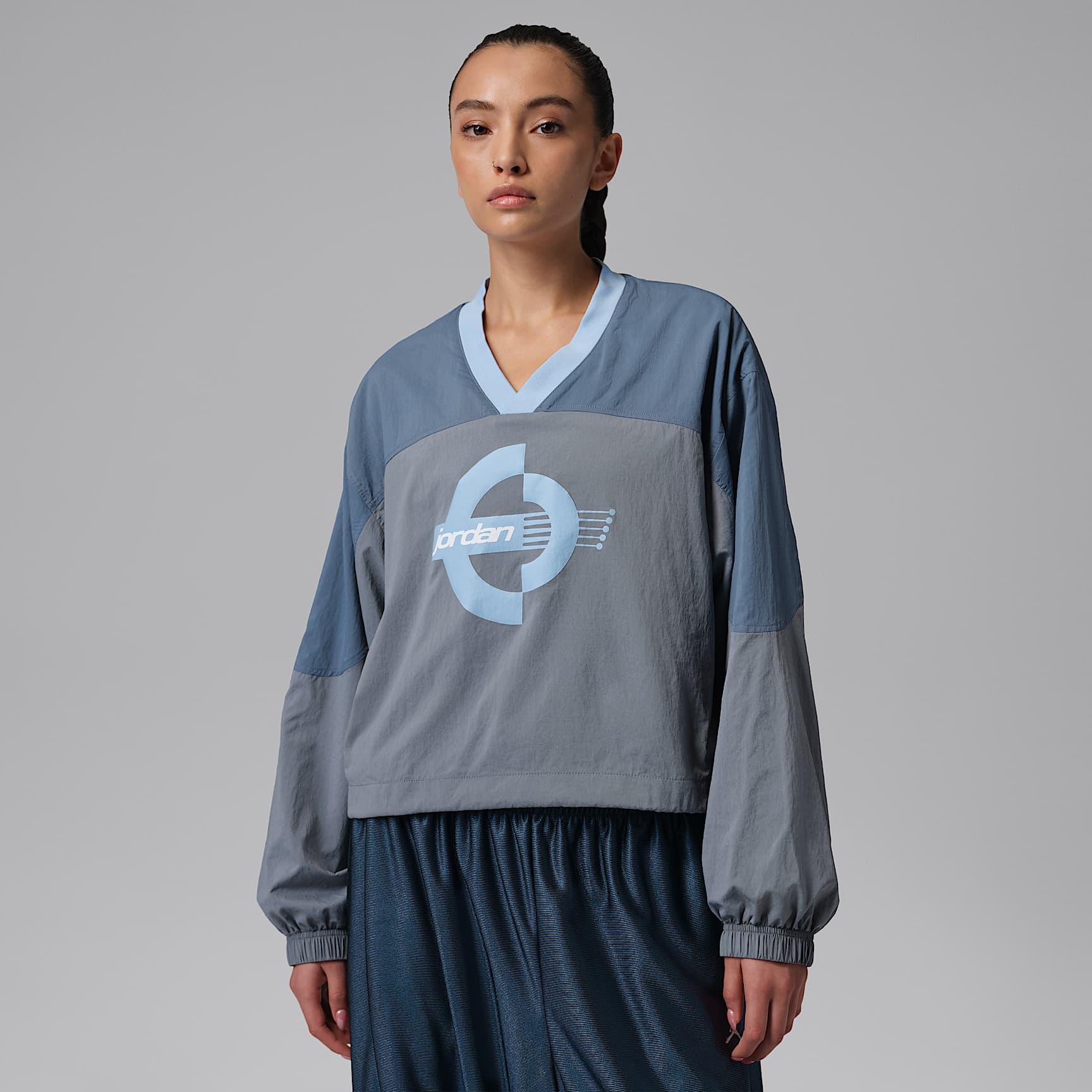 Jordan Brooklyn Women's Woven Long-Sleeve Graphic Sweatshirt. Nike ID